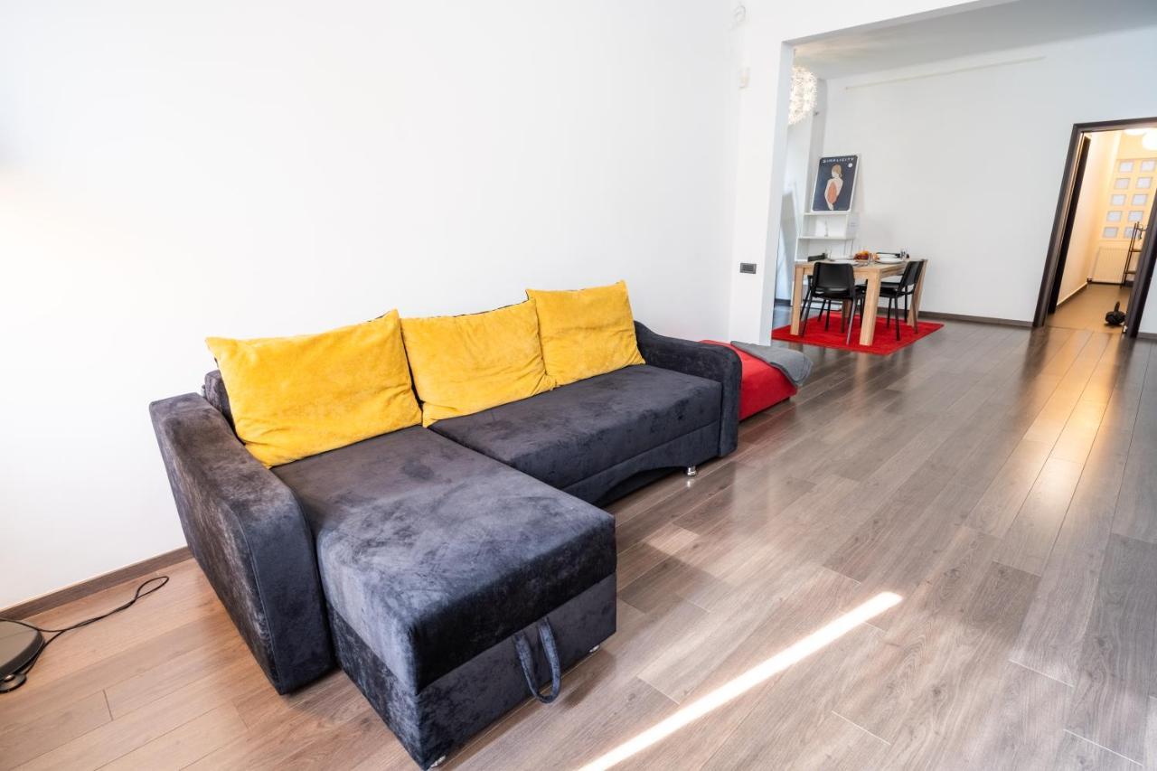 Cozy & Spacious Flat Near Victoriei Square Βουκουρέστι Εξωτερικό φωτογραφία