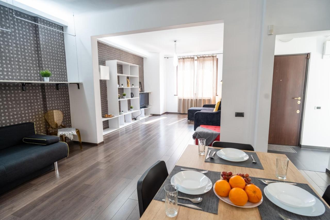 Cozy & Spacious Flat Near Victoriei Square Βουκουρέστι Εξωτερικό φωτογραφία